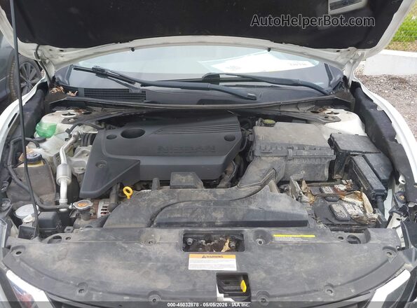 1N4AL3AP7JC177577 2018 NISSAN ALTIMA White Вид ззаду