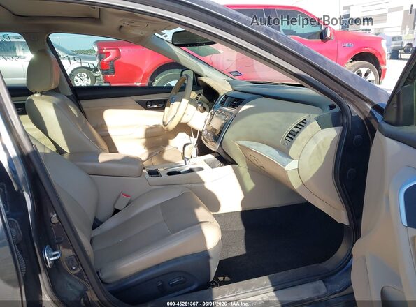 1N4AL3AP7JC199255 2018 NISSAN ALTIMA Gray Widok wnętrza z przodu