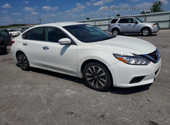 1N4AL3AP7JC205541 2018 NISSAN ALTIMA White Առջևի աջ