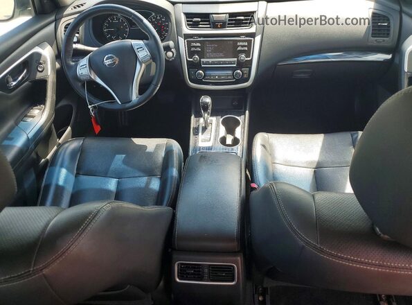 1N4AL3AP7JC205541 2018 NISSAN ALTIMA White Առջևի վահանակի տեսք