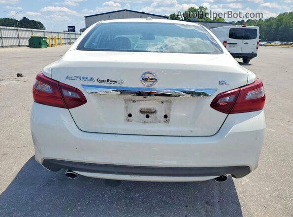 1N4AL3AP7JC205541 2018 NISSAN ALTIMA White Հետևի տեսք