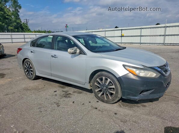 1N4AL3AP7JC216457 2018 NISSAN ALTIMA Silver Front right