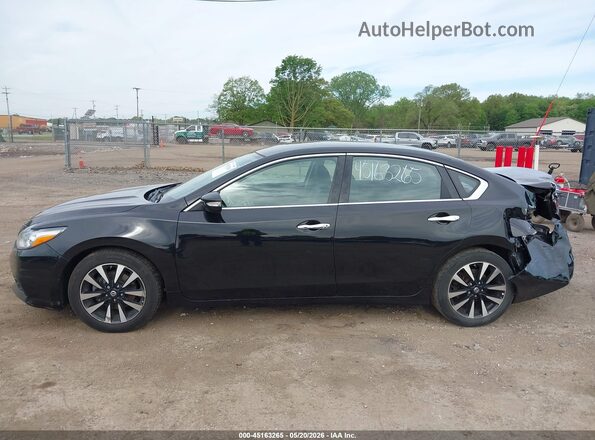 1N4AL3AP7JC230889 2018 NISSAN ALTIMA Black 360 interior view