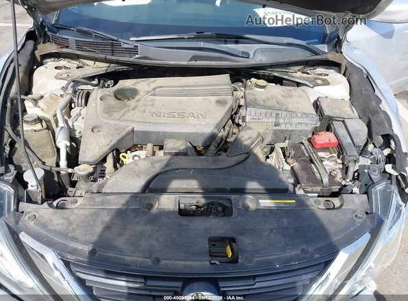 1N4AL3AP7JC237597 2018 NISSAN ALTIMA Silver Rear view