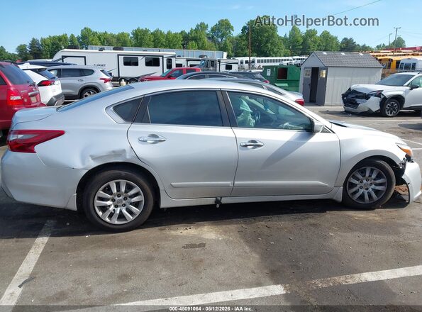 1N4AL3AP7JC237597 2018 NISSAN ALTIMA Silver 360 interior view