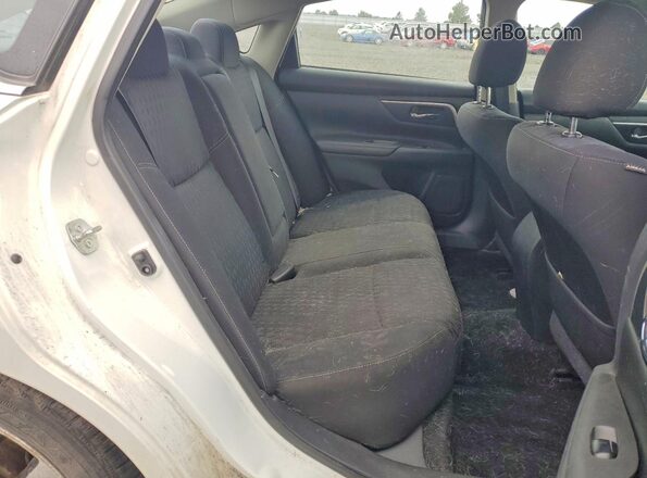 1N4AL3AP7JC256893 2018 NISSAN ALTIMA White Widok tylnych siedzeń