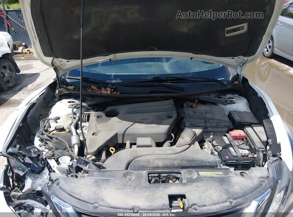 1N4AL3AP8GC242736 2016 NISSAN ALTIMA White Вид ззаду