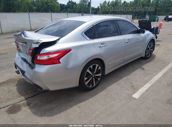 1N4AL3AP8GN390499 2016 NISSAN ALTIMA Серебряный Задняя правая четверть