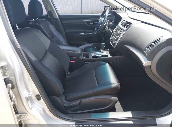 1N4AL3AP8GN390499 2016 NISSAN ALTIMA Серебряный Вид салона спереди