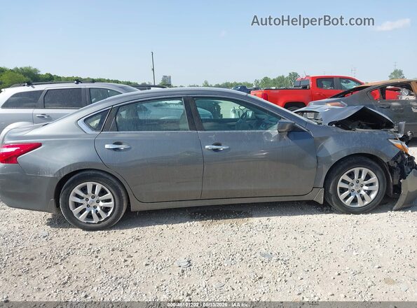 1N4AL3AP8HC125028 2017 NISSAN ALTIMA Gray Rear interior view