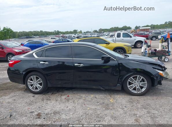 1N4AL3AP8HC147790 2017 NISSAN ALTIMA Black Սալոնի 360 աստիճան տեսք