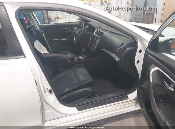 1N4AL3AP8JC140179 2018 NISSAN ALTIMA White 
