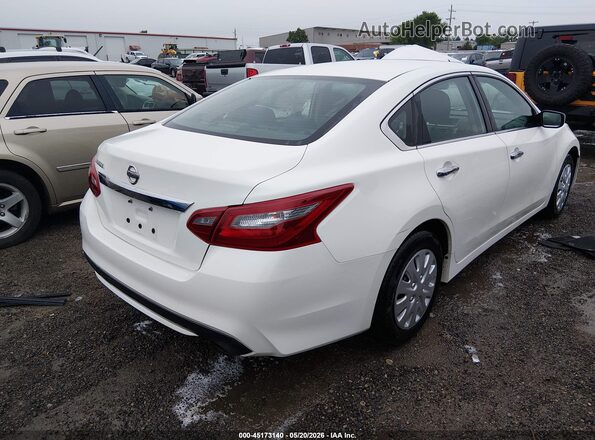 1N4AL3AP8JC165678 2018 NISSAN ALTIMA Белый Задняя правая четверть