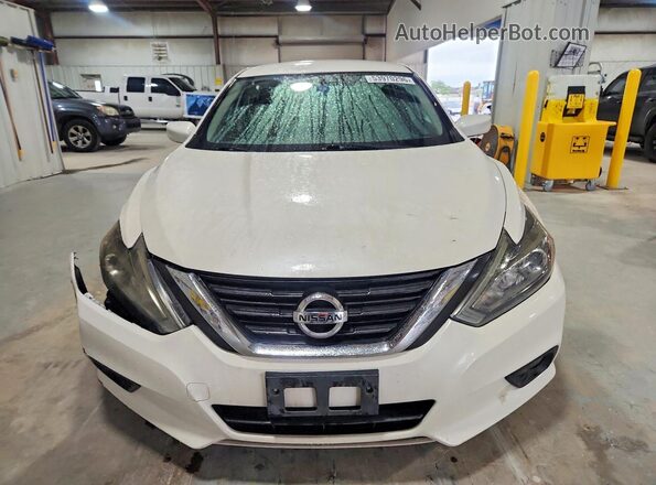 1N4AL3AP8JC180987 2018 NISSAN ALTIMA White Front view