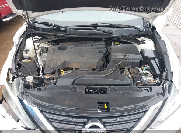1N4AL3AP8JC271404 2018 NISSAN ALTIMA White Вид ззаду