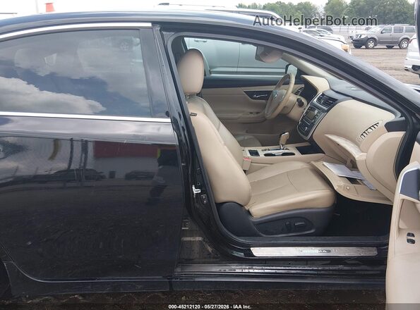 1N4AL3AP9GC134531 2016 NISSAN ALTIMA Black Front interior view