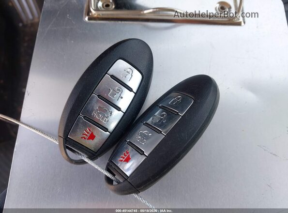 1N4AL3AP9HC111543 2017 NISSAN ALTIMA Серебряный Вид панели приборов