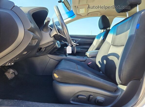 1N4AL3AP9HN322228 2017 NISSAN ALTIMA Silver Вид салону спереду