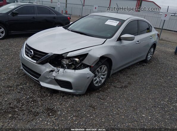 1N4AL3AP9JC113217 2018 NISSAN ALTIMA Silver წინა მარცხენა ხედი სამი მეოთხედიდან