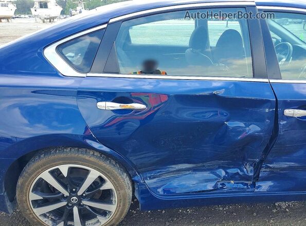 1N4AL3AP9JC137923 2018 NISSAN ALTIMA Blue Vista de los asientos traseros