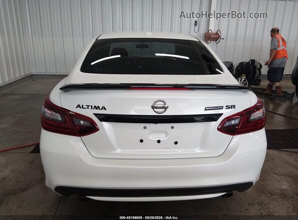 1N4AL3AP9JC159534 2018 NISSAN ALTIMA White 