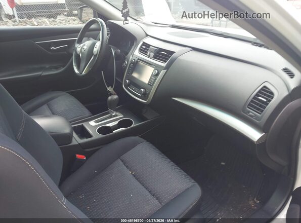 1N4AL3APXGC273860 2016 NISSAN ALTIMA White Вид салону спереду