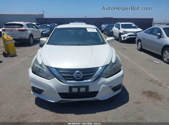 1N4AL3APXGN330711 2016 NISSAN ALTIMA White Rear interior view