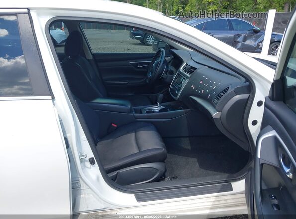 1N4AL3APXHC236003 2017 NISSAN ALTIMA White წინა სალონის ხედი