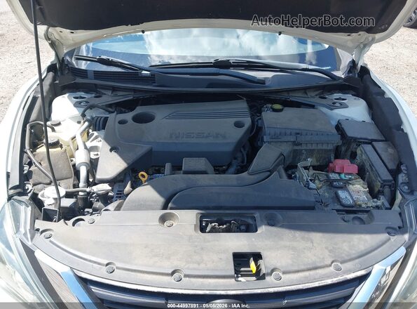 1N4AL3APXHC236003 2017 NISSAN ALTIMA White უკანა ხედი