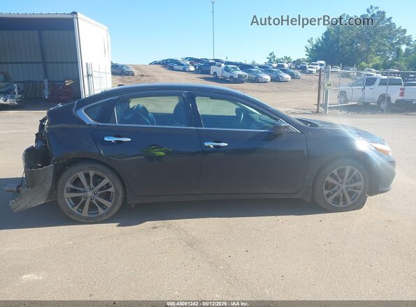 1N4AL3APXJC160627 2018 NISSAN ALTIMA Black Widok wnętrza 360 stopni