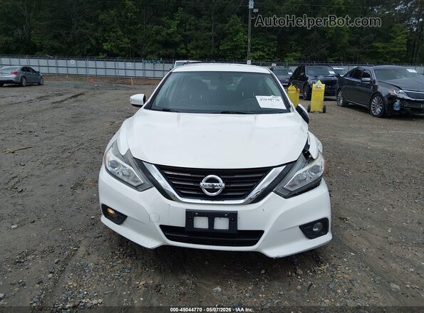 1N4AL3APXJC241689 2018 NISSAN ALTIMA White Սարքավորումների վահանակի տեսք