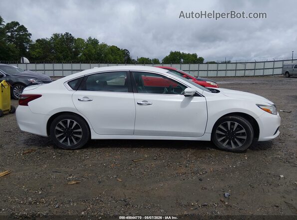 1N4AL3APXJC241689 2018 NISSAN ALTIMA White Սալոնի հետևի տեսք