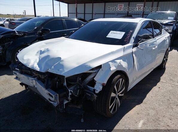1N4AL4CV2NN337070 2022 NISSAN ALTIMA White Front left