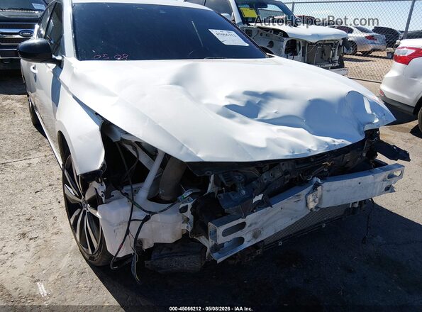 1N4AL4CV2NN337070 2022 NISSAN ALTIMA White Front view