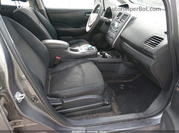 1N4AZ0CP6GC308100 2016 NISSAN LEAF Серый Вид салона спереди