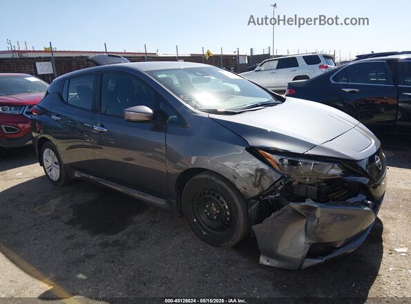 1N4AZ1BV1SC565597 2025 NISSAN LEAF Gray Rear interior view