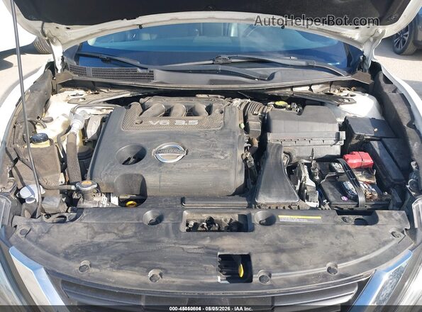 1N4BL3AP3JC134777 2018 NISSAN ALTIMA White Вид ззаду
