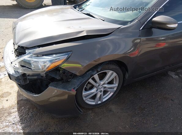 1N4BL3AP9GC136123 2016 NISSAN ALTIMA Brown 