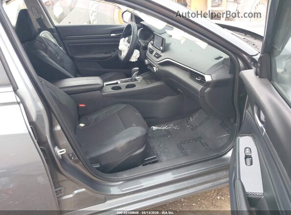 1N4BL4BV0NN368078 2022 NISSAN ALTIMA Gray Front interior view