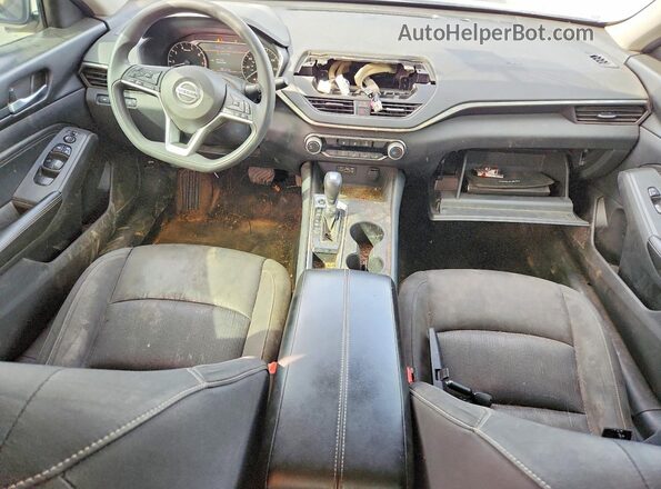 1N4BL4BV4LC239415 2020 NISSAN ALTIMA Серебряный Вид панели приборов