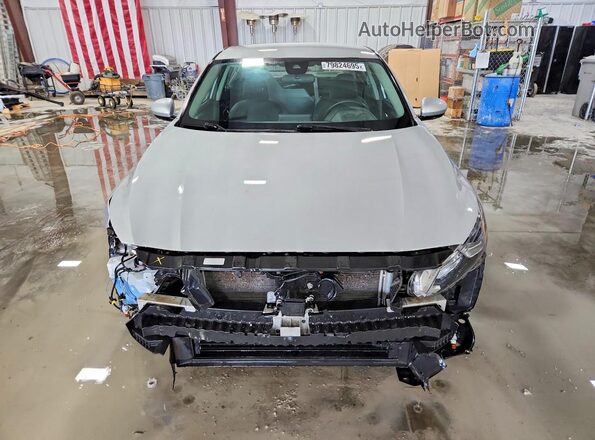 1N4BL4BV4MN317164 2021 NISSAN ALTIMA Silver Widok z przodu