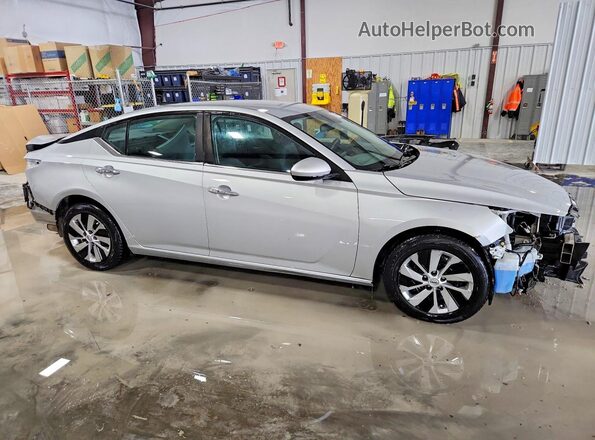 1N4BL4BV4MN317164 2021 NISSAN ALTIMA Silver Przód prawy
