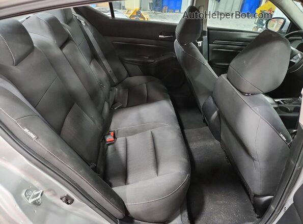 1N4BL4BV4MN317164 2021 NISSAN ALTIMA Silver Widok tylnych siedzeń