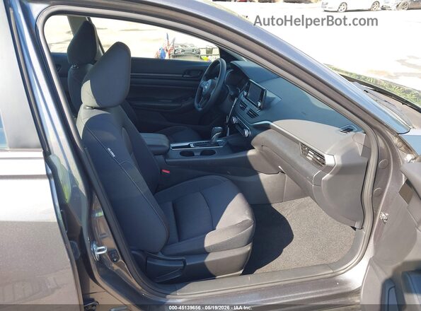 1N4BL4BV4RN328222 2024 NISSAN ALTIMA Gray Вид салону спереду