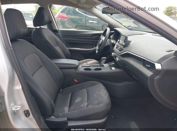 1N4BL4BV6RN348150 2024 NISSAN ALTIMA Silver Front interior view