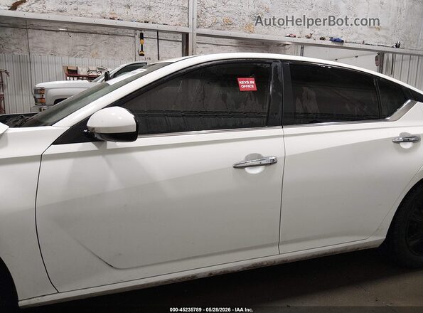 1N4BL4BV8KC239786 2019 NISSAN ALTIMA White 