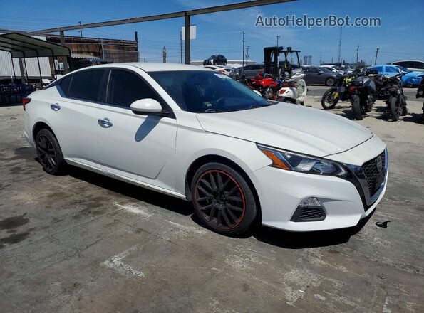 1N4BL4BV8LC131802 2020 NISSAN ALTIMA White Przód prawy