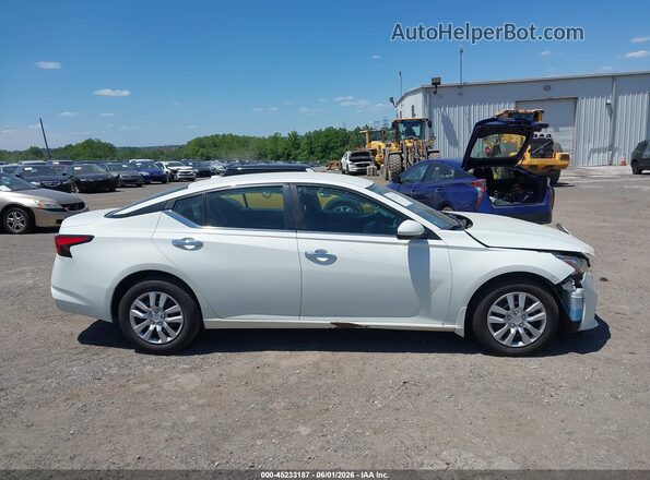 1N4BL4BV8LC140967 2020 NISSAN ALTIMA White Вид задньої частини салону