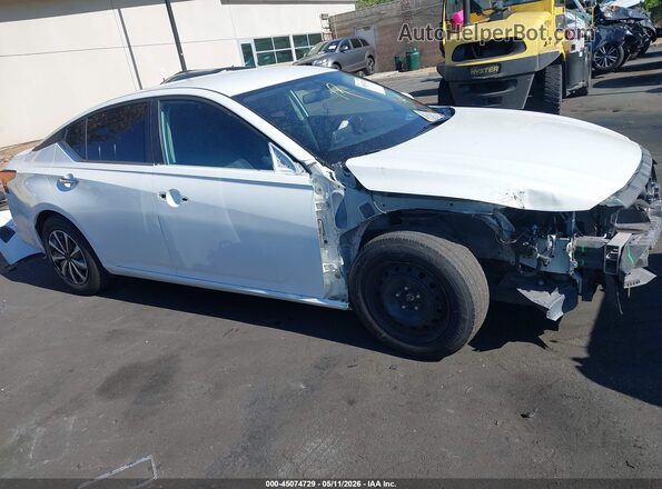 1N4BL4BV9KC214640 2019 NISSAN ALTIMA White 360 interior view