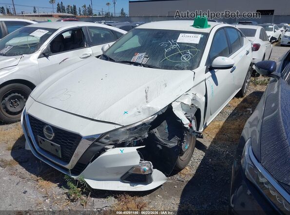 1N4BL4BV9NN408075 2022 NISSAN ALTIMA White Передня ліва чверть